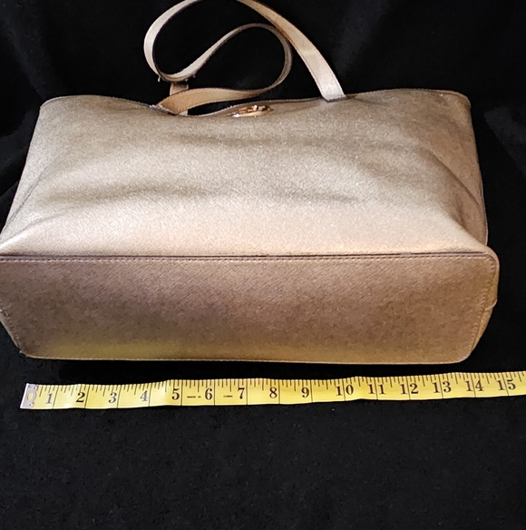 Michael Kors Gold Tote Bag - Picture 11 of 16